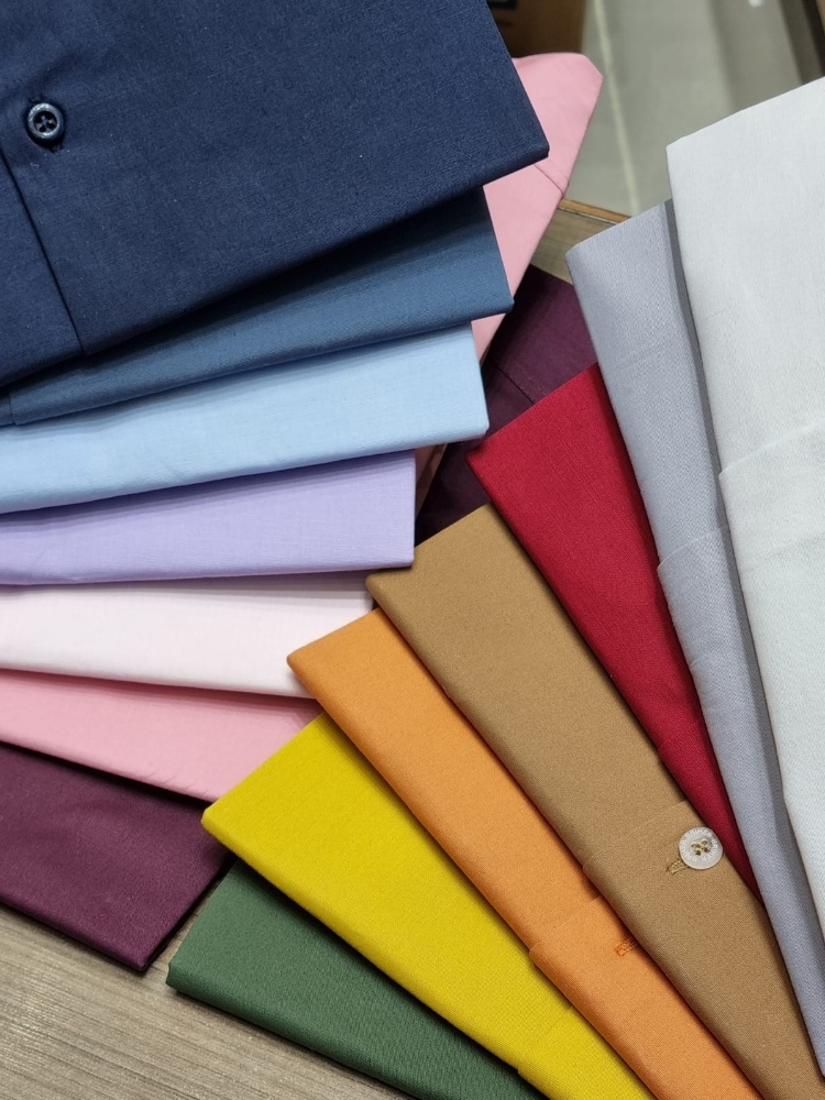 Camisa Lisa Entallada Elastizada - Más Colores - Imagen 4