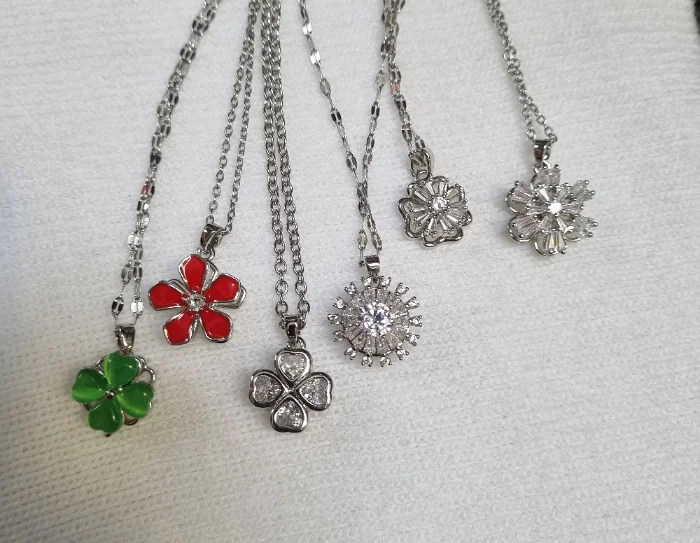 Cadena con Dije Giratorio