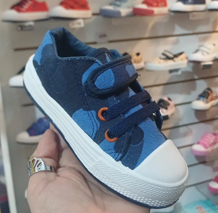 Zapatillas   con Abrojos Camufladas Kids