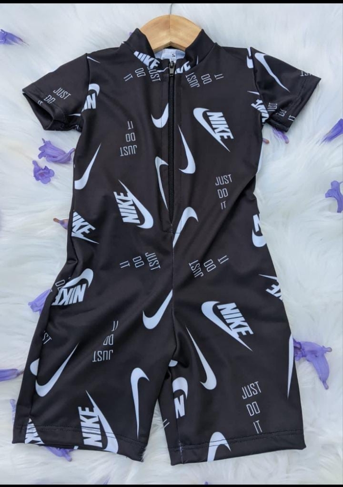 Catsuit de Nena  del Talle 4 al 16 - Imagen 3