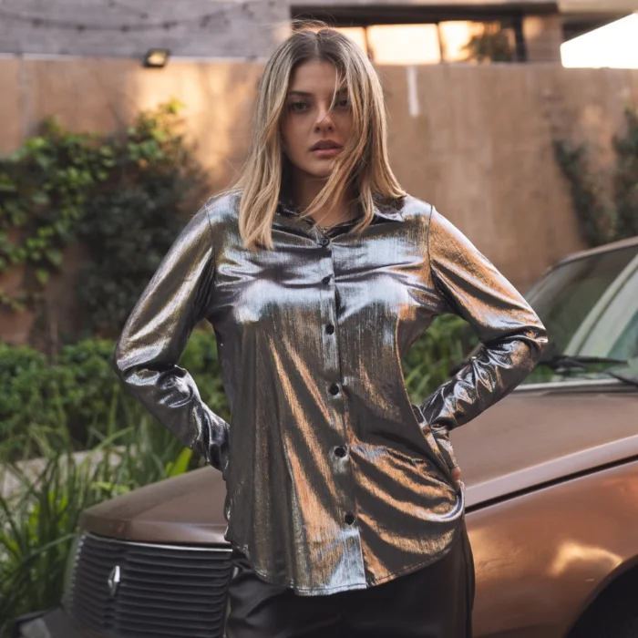 Camisa de Foil Metalizado