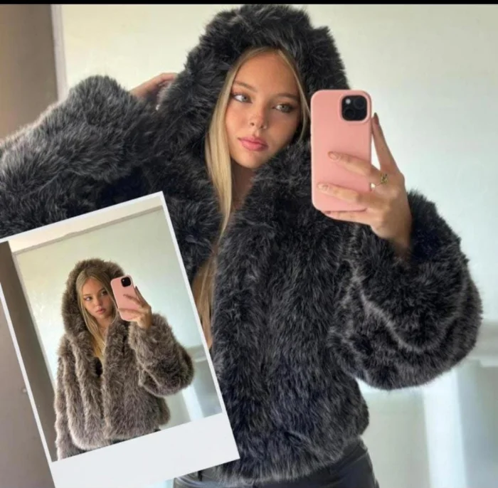 Carol Peluche