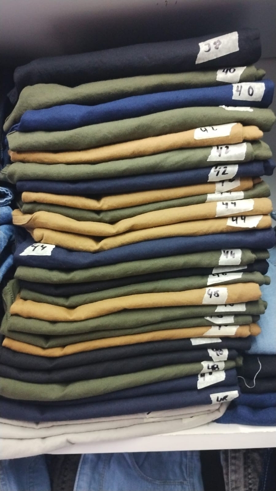 Corte Chino de Gabardina Hombre - Imagen 2