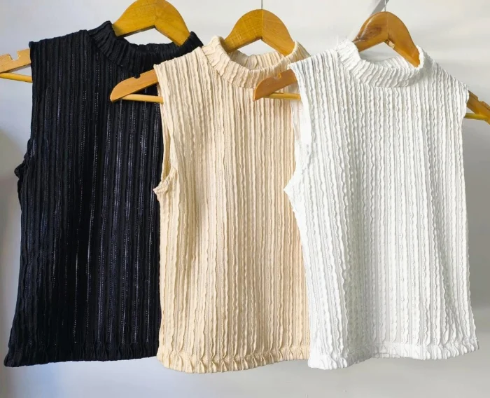 Musculosa  de Brodery Fendy (palma