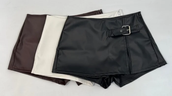 Short Pollera con Hebilla