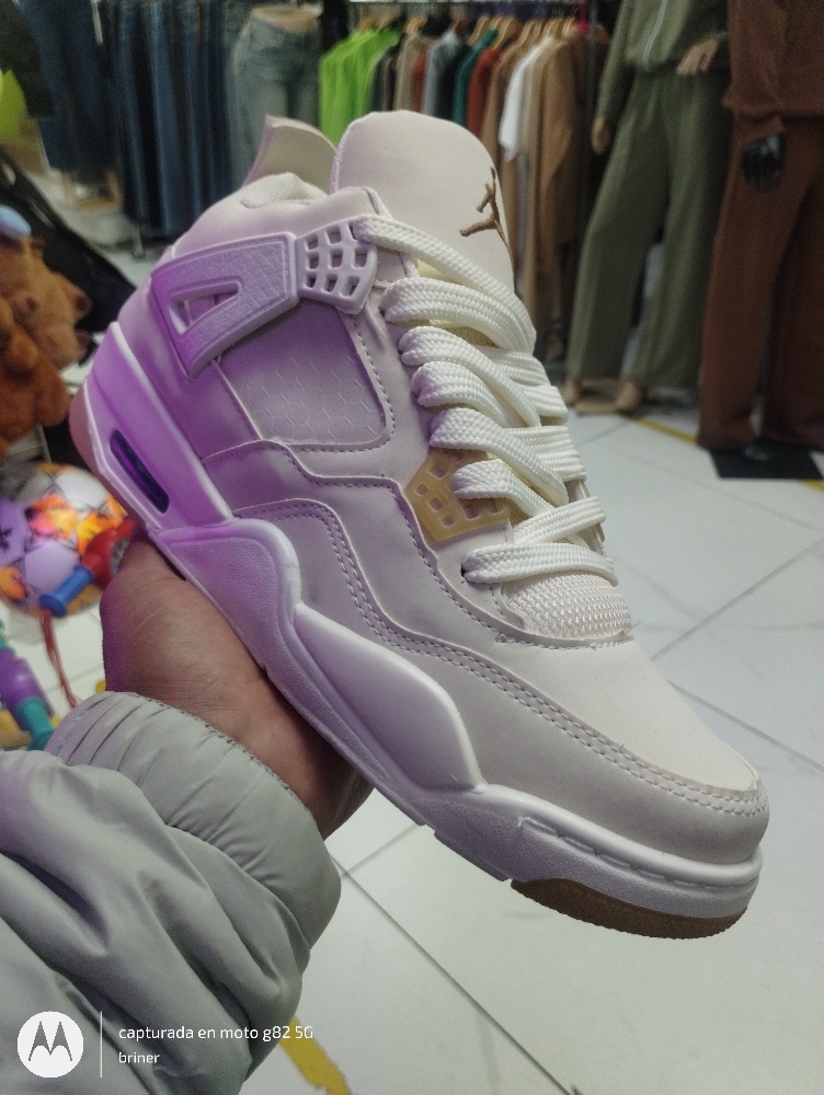 Retro 4 - Imagen 2