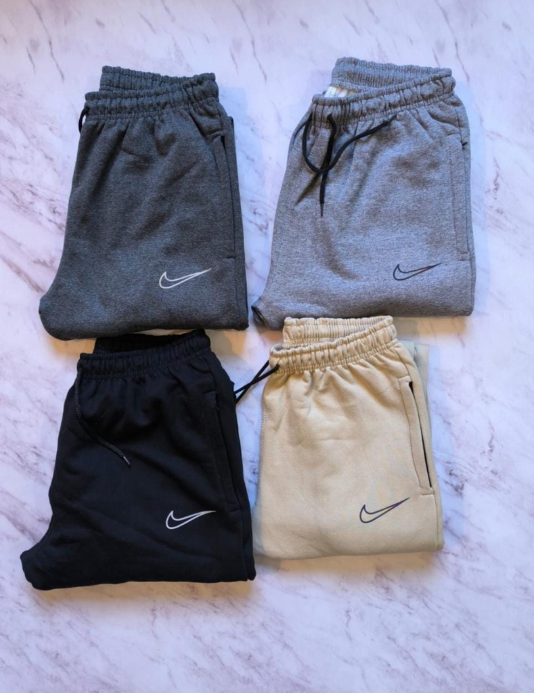Pantalon Nike Rustico con Puño - Imagen 3