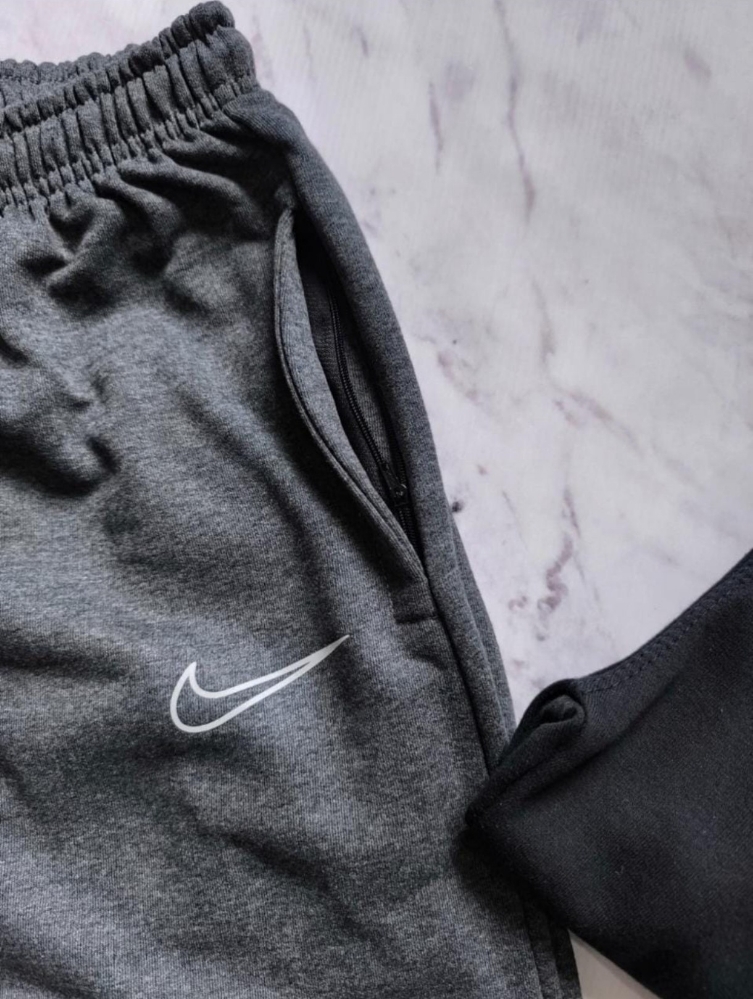 Pantalon Nike Rustico con Puño - Imagen 8