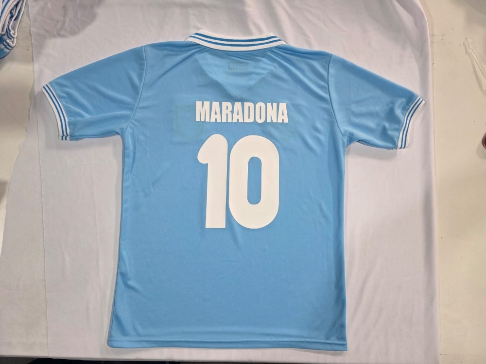 Camiseta Retro Napoli Mardona - Imagen 2