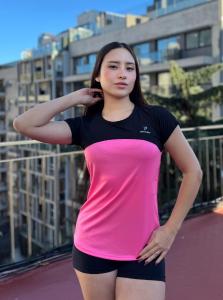 Remera Combinada con Dry-fit
