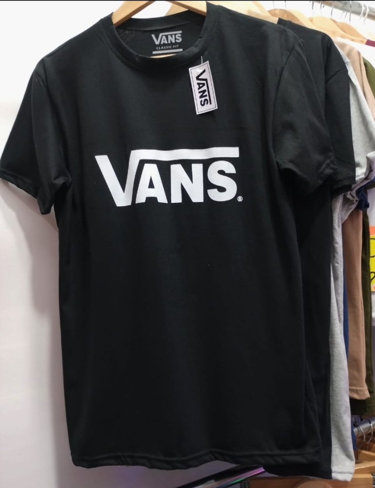 Remeras para Hombre con Marcas. Jersey Peinado - Imagen 5