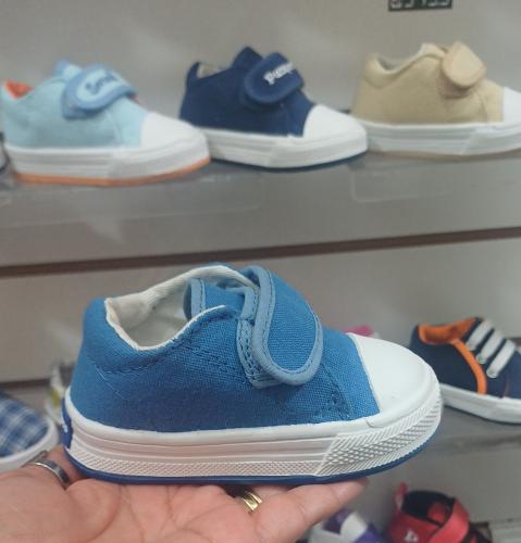 Zapas  con Abrojos  Pampero Base Antideslizantes