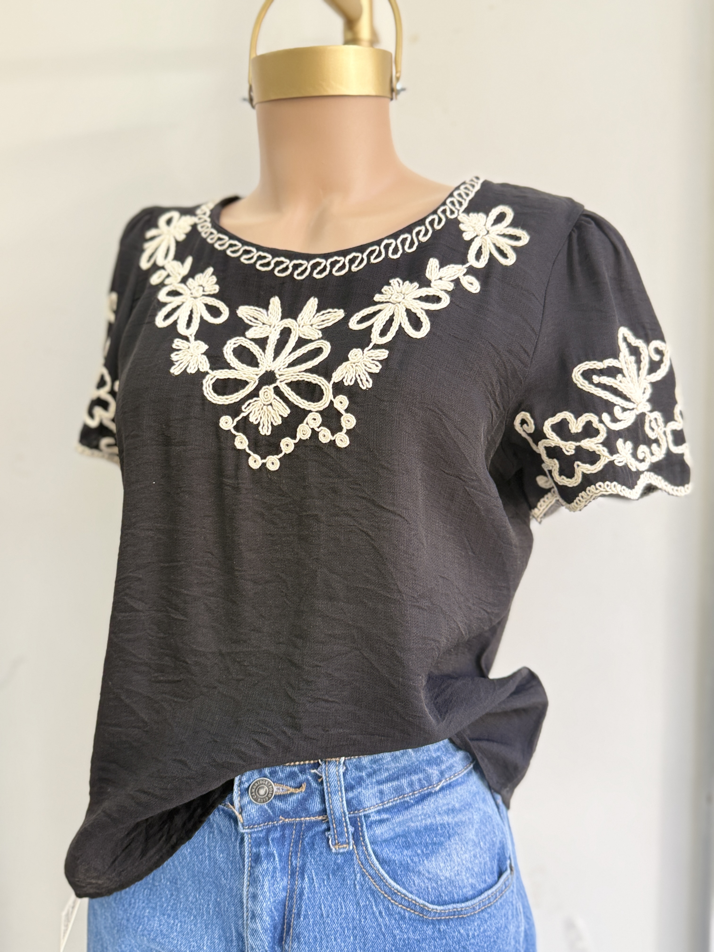 Blusa Celia Bordada Importada - IMG_4754.jpeg