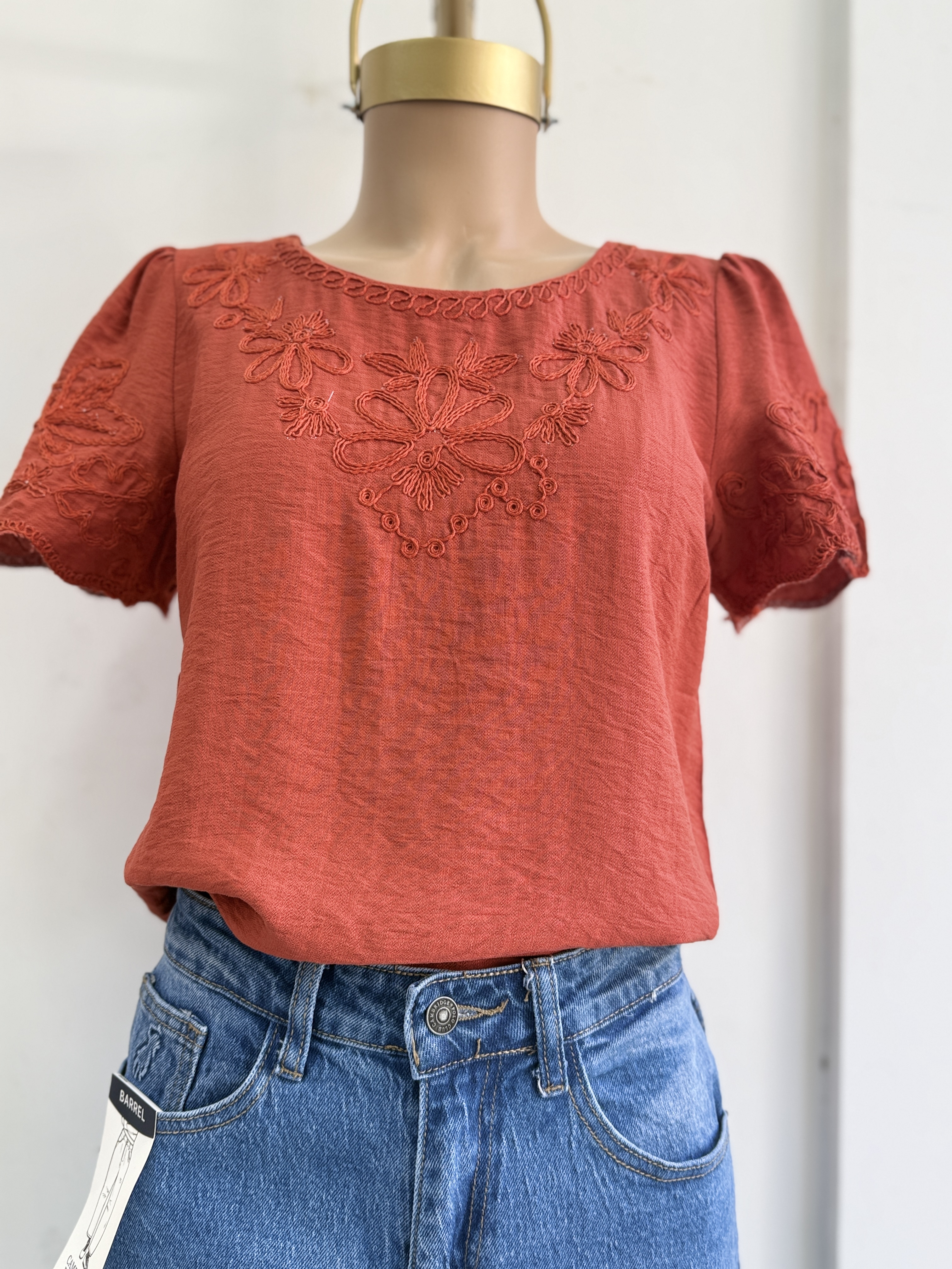 Blusa Celia Bordada Importada - IMG_4749.jpeg