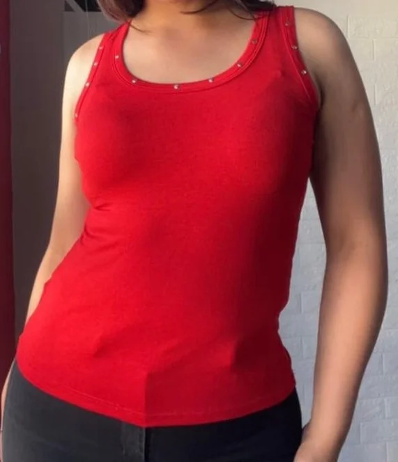 Musculosas de Modal Viscosa con Tachitas