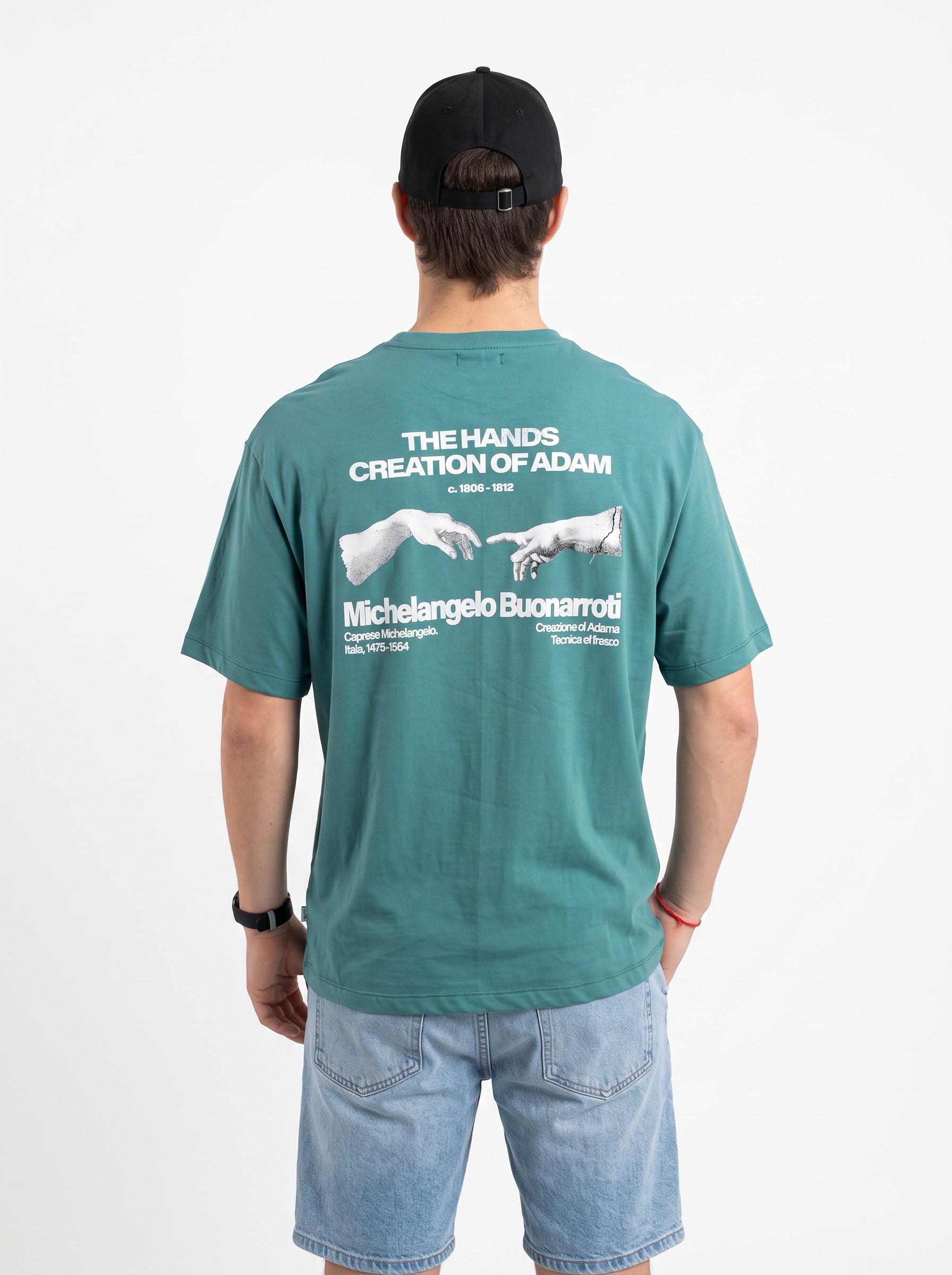 Art 8917  Remera Destapada Adam Manos - Modelos%20Fashion%20IA-7fa0ede0-8b03-4258-9d57-9fff7002a894.jpg