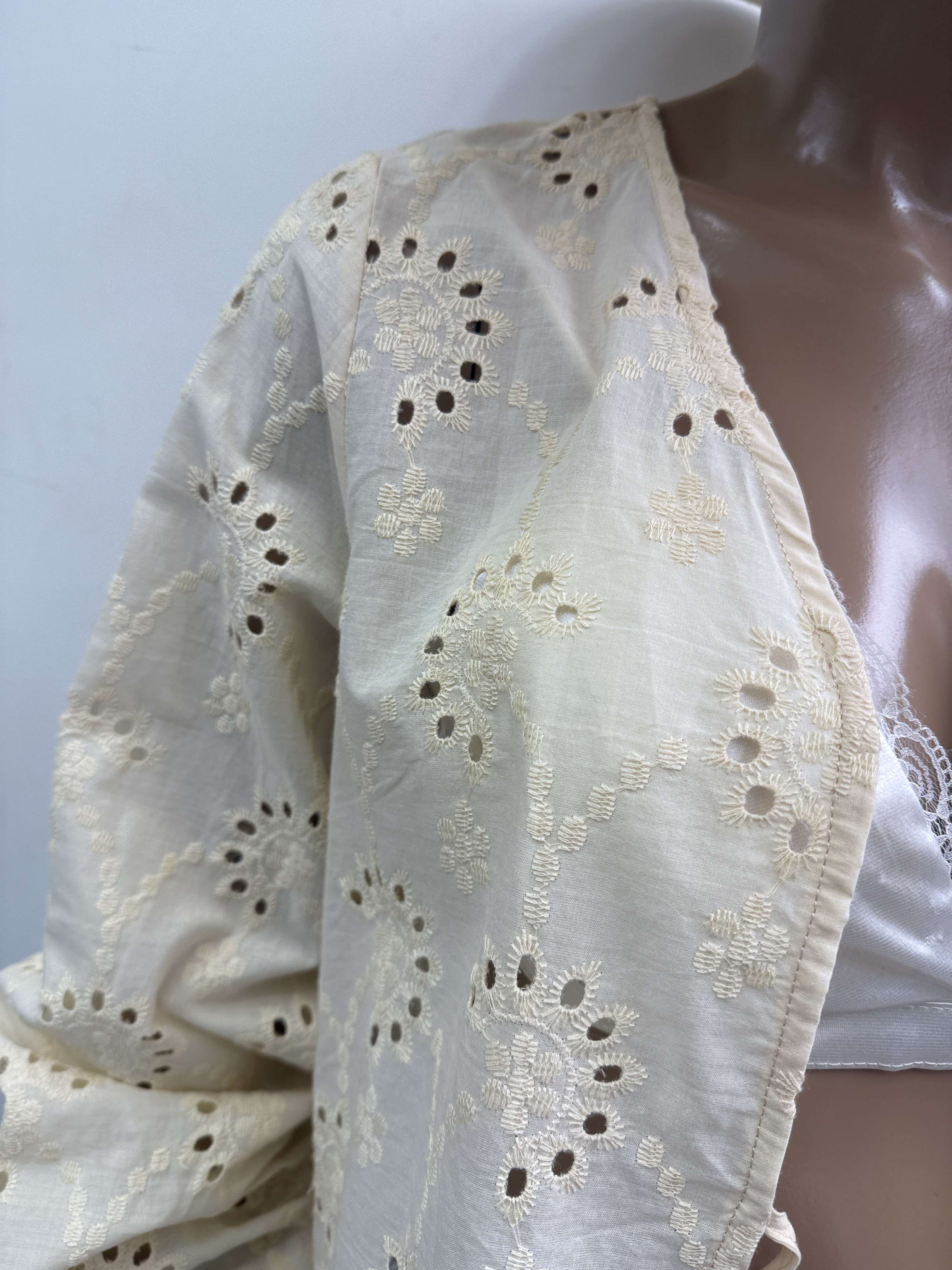 Blusa Broderie Importada - IMG_4180.jpeg