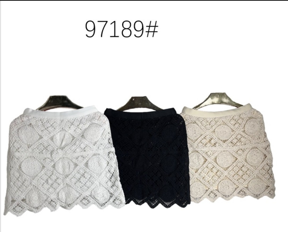 Chaleco Crochet y Pollera en Crochet - Imagen 5