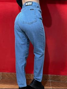 Jeans Mom las Locas