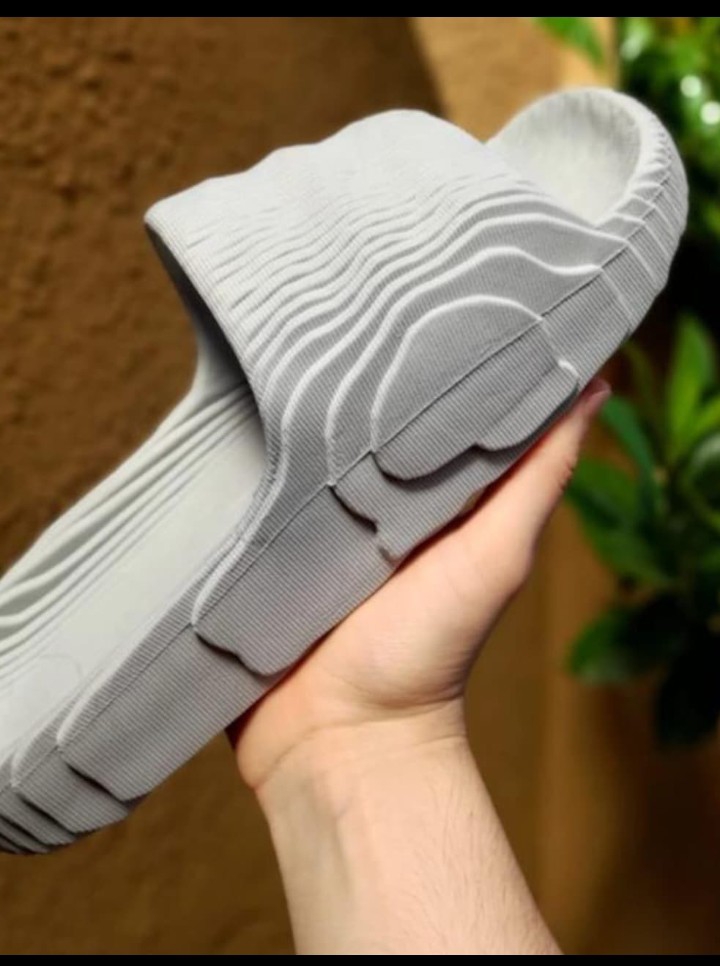 Adilette para Dama y Hombre - Imagen 8