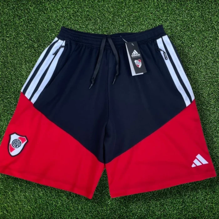 Short River Entrenamiento Negro 2026