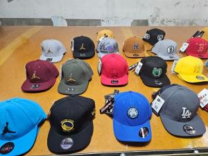 Nuevo Ingreso  Gorras Surtido de Bordados - Miniatura 2