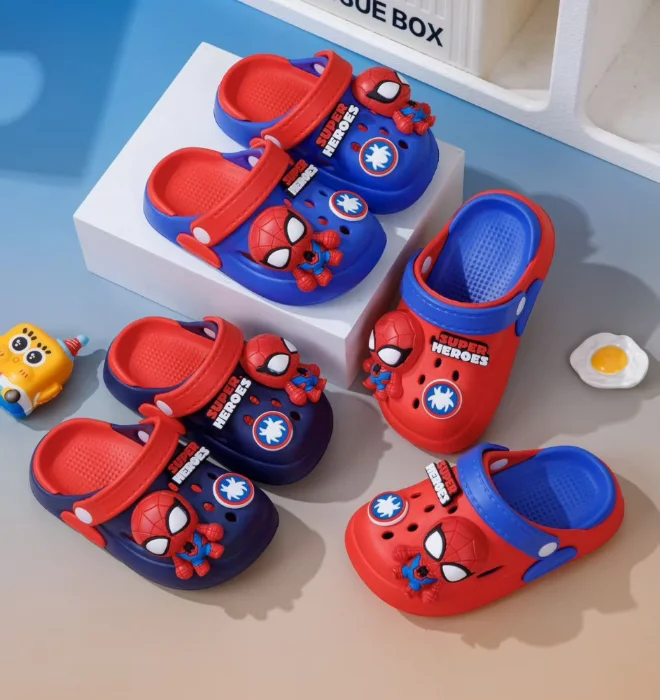 Suecos Bicolor Pin Spiderman