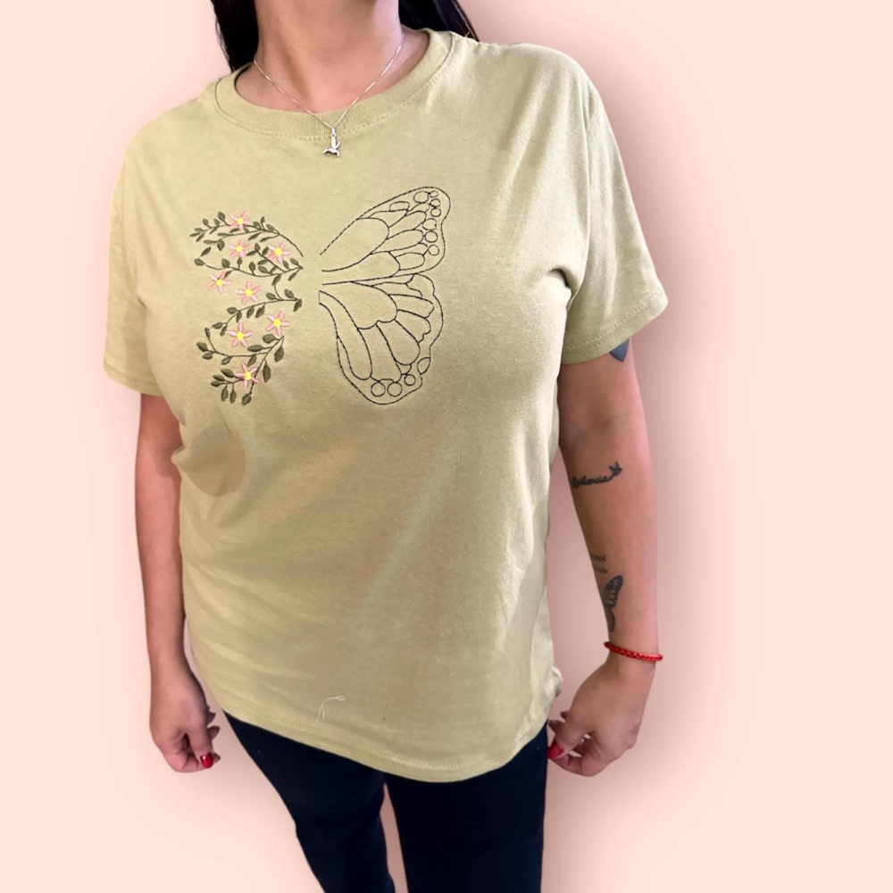 Remera Bordada Talle Especiales - Imagen 3