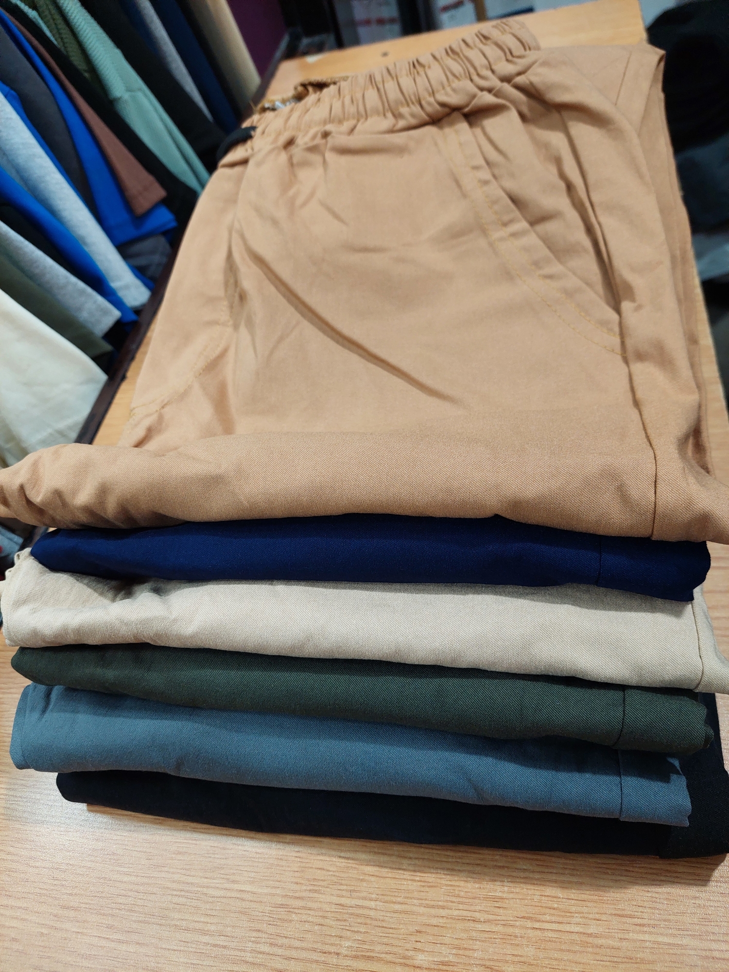 Jogger de Bengalina Liso - Imagen 3