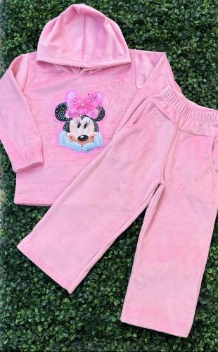 Conjunto Nena Plush con Aplique