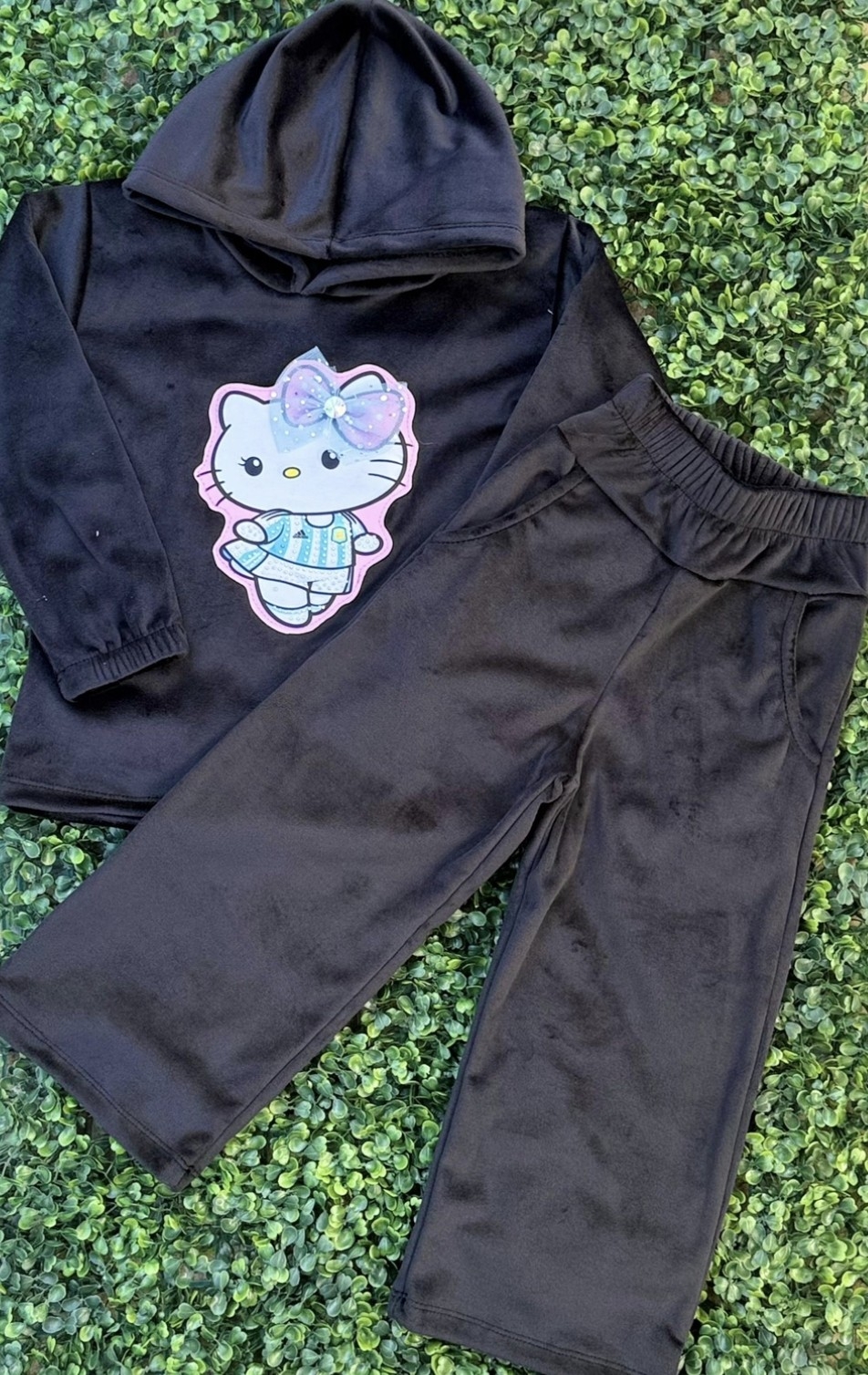 Conjunto Nena Plush con Aplique - Imagen 3