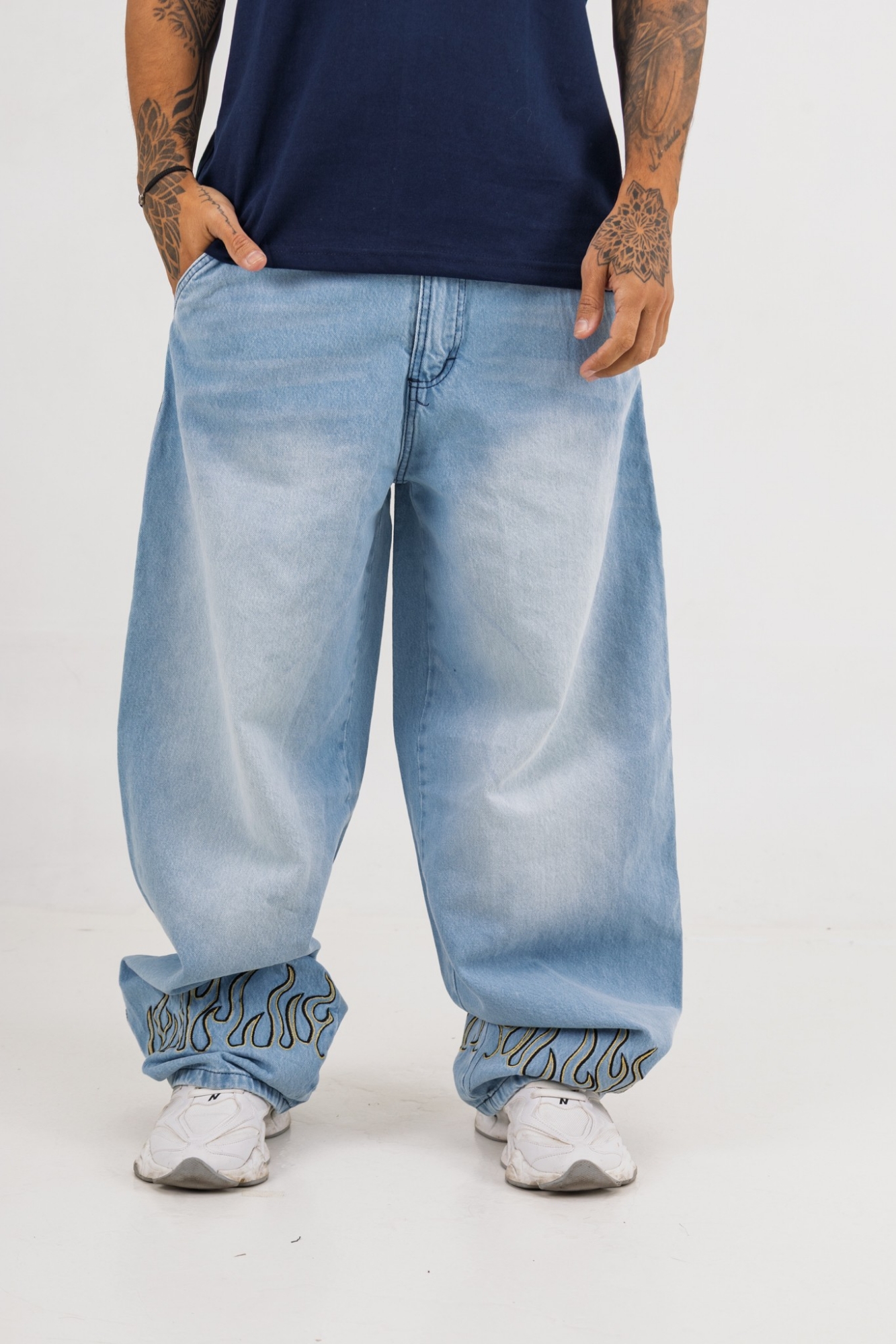 Jeans Bagi Pants de Hombre Art Golden Flame - Imagen 5