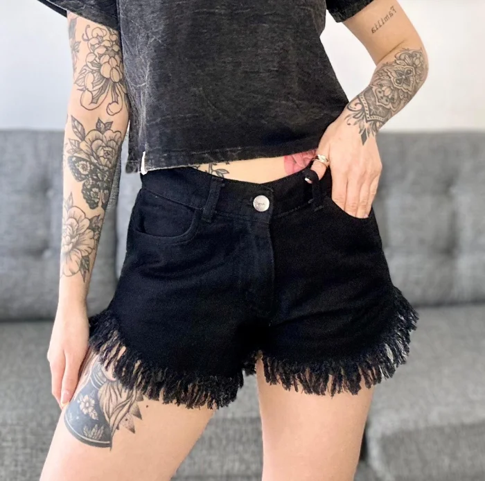 Short  Mom  con  Flecos