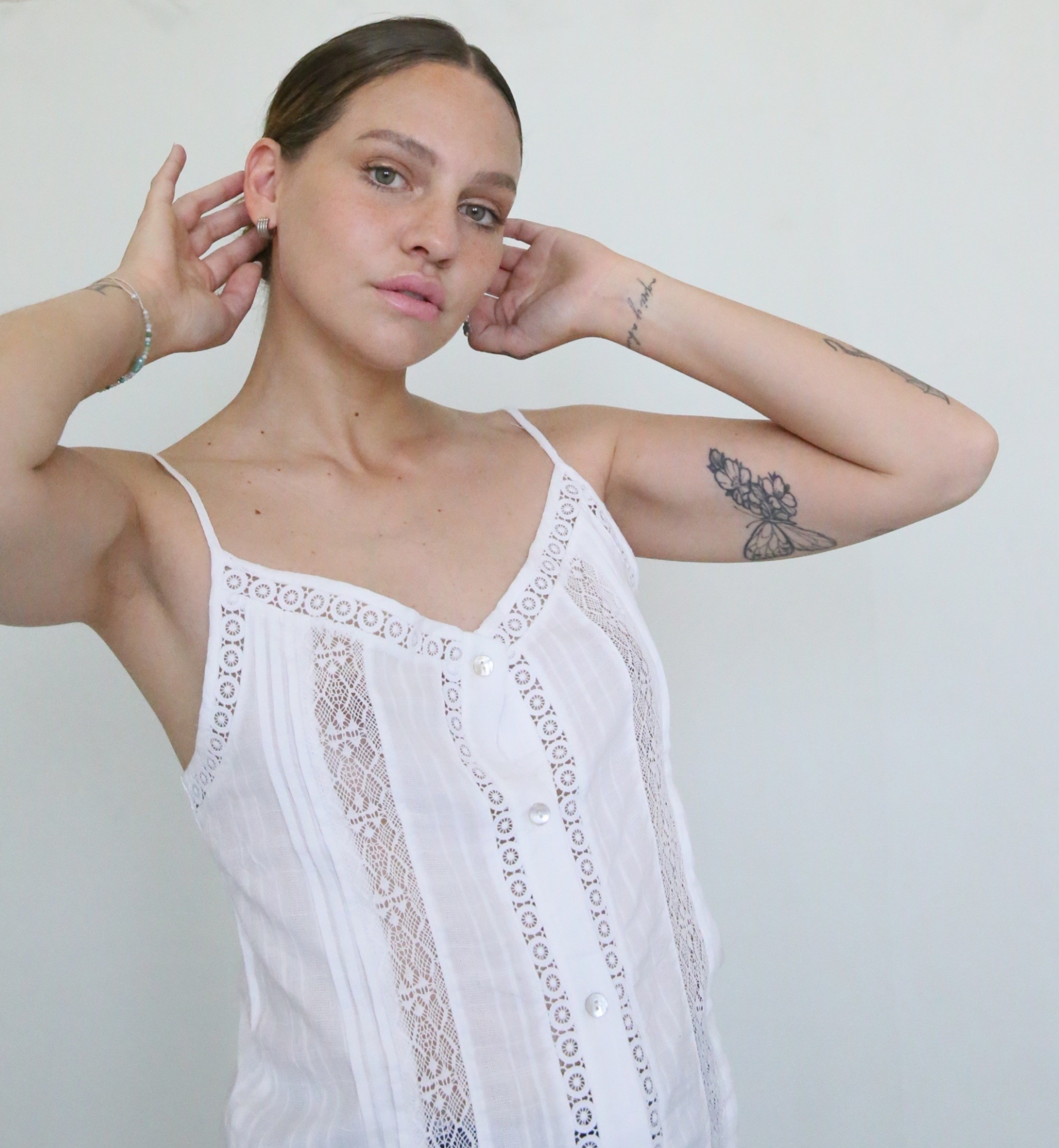 Musculosa con Puntilla y Boton - Imagen 2