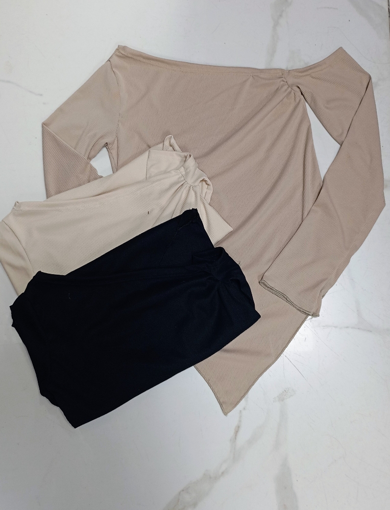 Remera Shein de Morley un Hobro con Frunce - Imagen 2