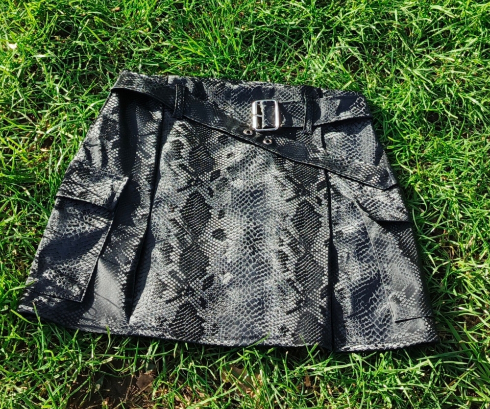 Pollera Cargo Cuerina Estampada - Imagen 2