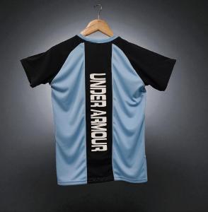 Remeras Set con Corte en la Espalda - Miniatura 2