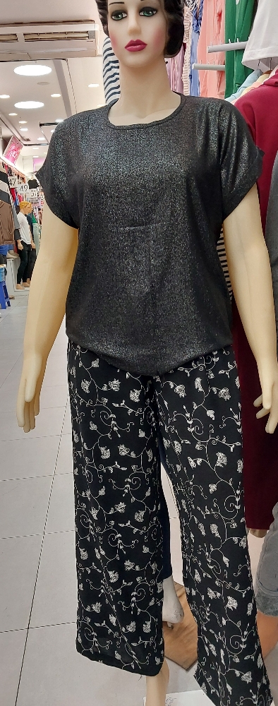 Remera de Lino  con Lurex  con Espandex Negro y Blanco - Imagen 2