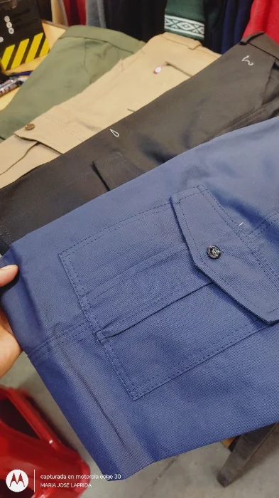 Pantalón con Bolsillos