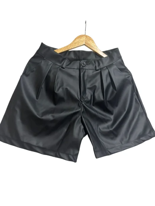 Short Engomado Sastrero