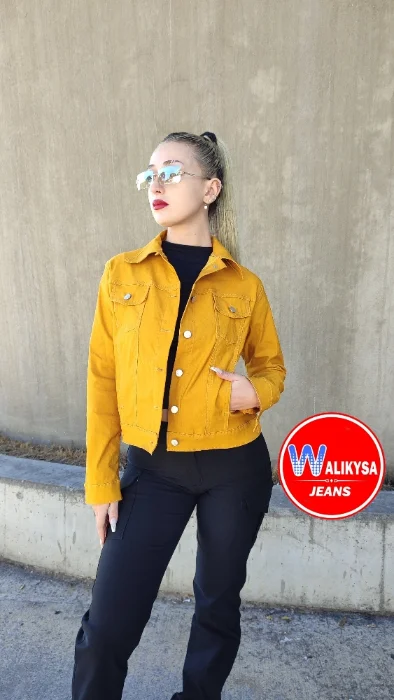Campera Bengalina Elastizado con Bolsillos y Botones Mostaza