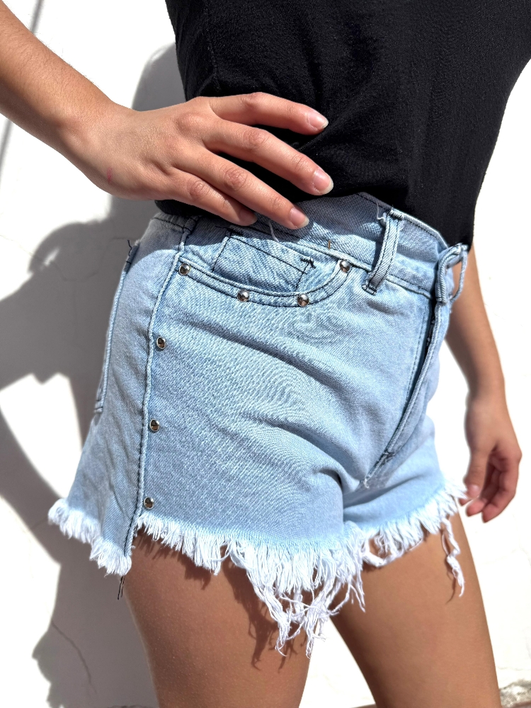 Mom con Tachas! - Imagen 2
