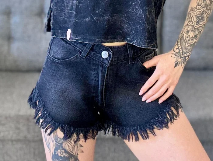 Short Mom Gris Localizado