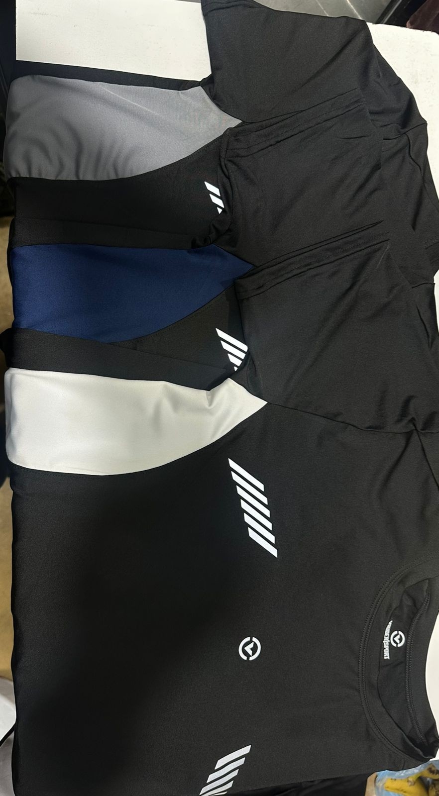 Remeras Deportivas - Imagen 3