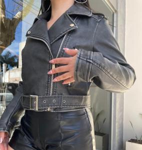 Campera Ecocuero con Cinto - Miniatura 4