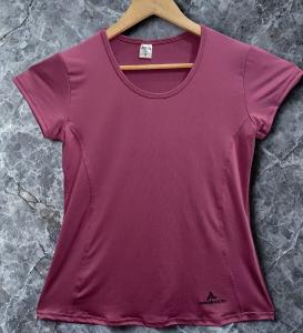 Remeras Deportivas de Lycra con Recortes - Miniatura 3