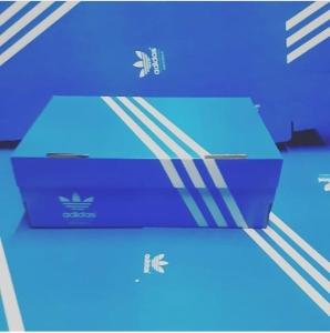 Cajas Adidas