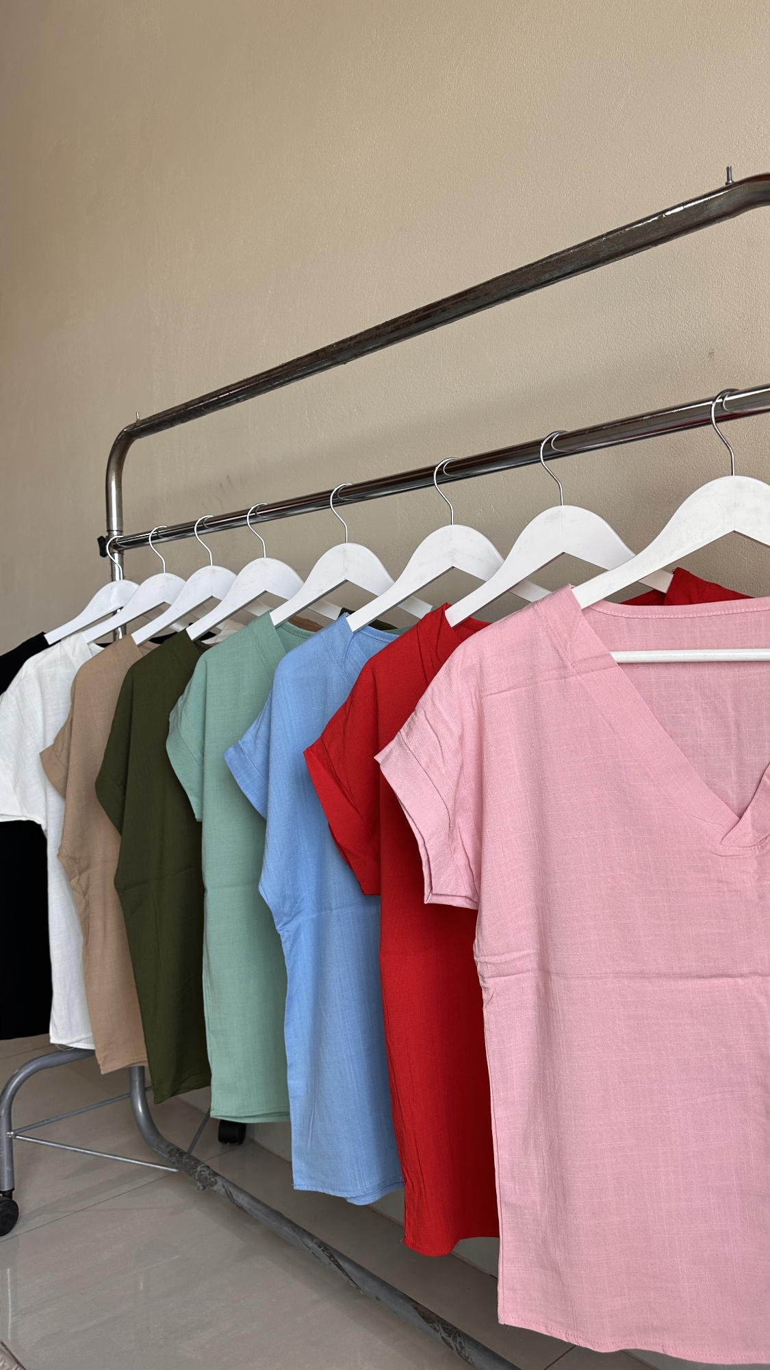 Blusa Manuela  Cuello V | Lino Spandex - Imagen 3