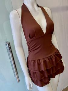 Vestido Pecho Flor Tres Volados