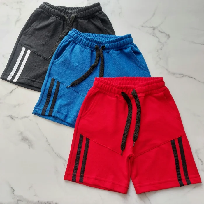 Bermudas con Franja
